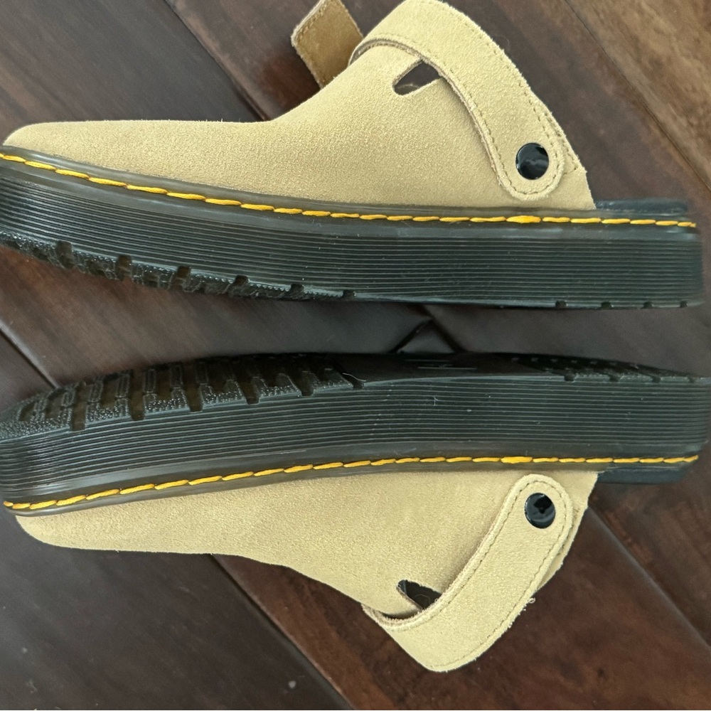 Dr. Martens Carlson Slingback Mule New View 3